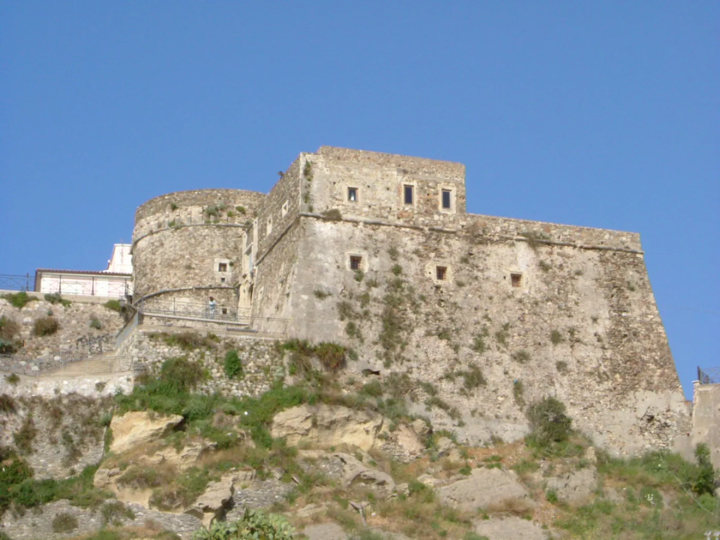 CASTELLO DI PIZZO CALABRO
