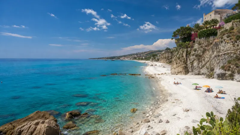 Zambrone spiagge: Paradiso del Sub con acqua cristallina e piccole baie della Marinella
